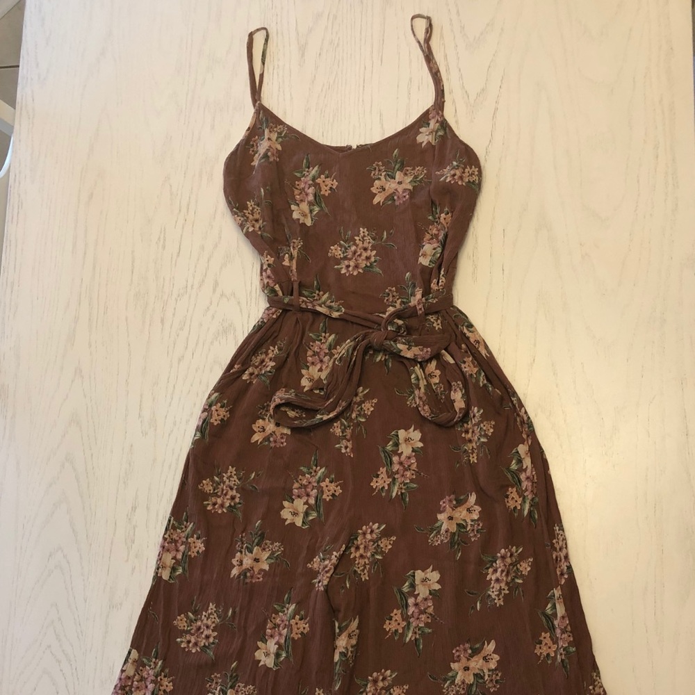 *SOLD* American Eagle floral jumpsuit - Picture 1 of 8
